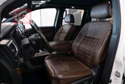 نيسان تيتان